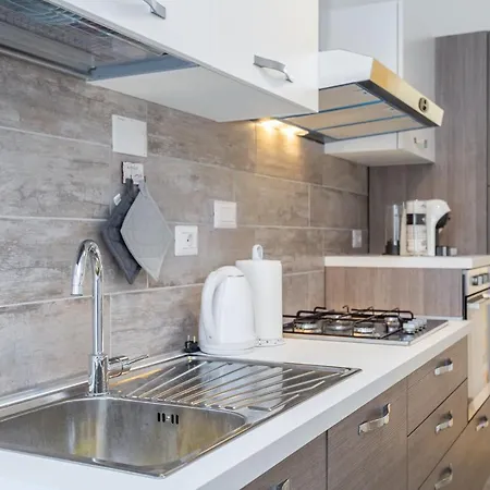 Apartman St Peter Cozy 2 Bdr With Garage Róma