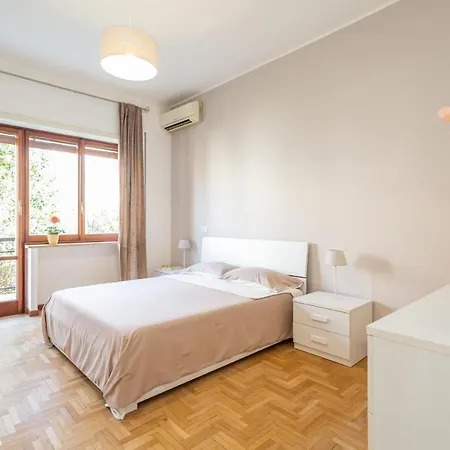 St Peter Cozy 2 Bdr With Garage